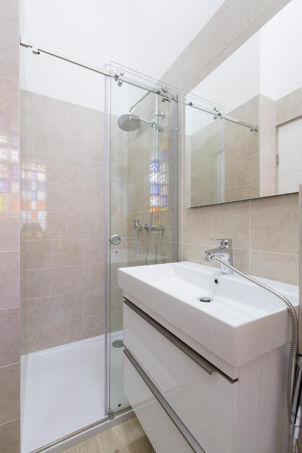 Cozy Getaway In Heart Of City - J Zagreb Exteriör bild